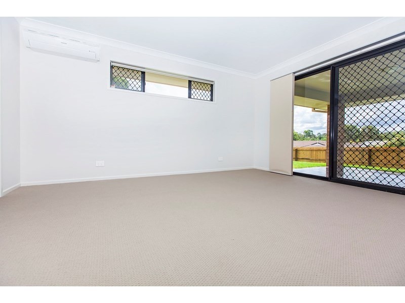 1 Rose Street, Yamanto QLD 4305