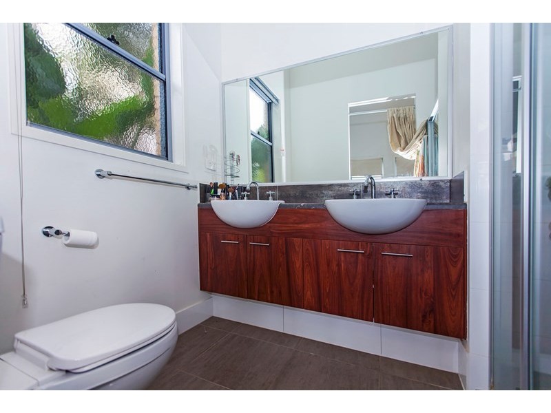 6 Jarrah Place, Springfield Lakes QLD 4300