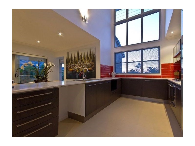 8 Jarrah Place, Springfield Lakes QLD 4300