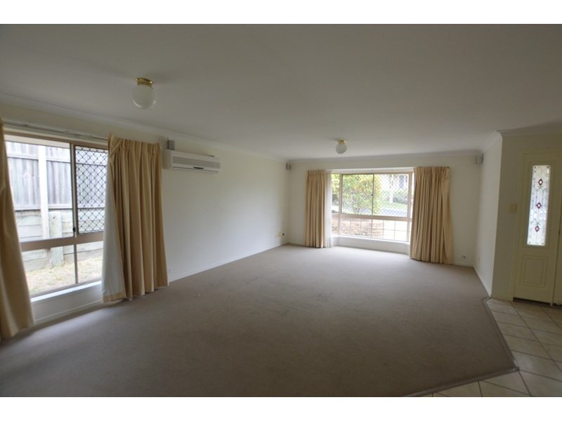 6 Oberon Street, Springfield QLD 4300