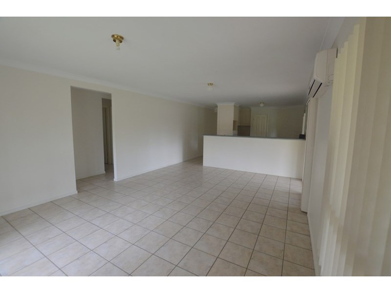 6 Oberon Street, Springfield QLD 4300