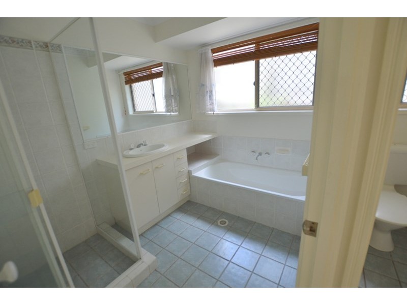 6 Oberon Street, Springfield QLD 4300