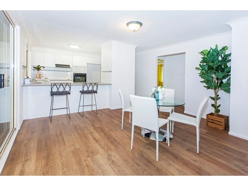 8 Alicia Court, Camira QLD 4300