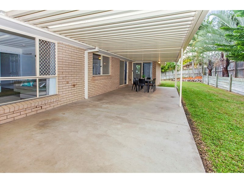 8 Alicia Court, Camira QLD 4300