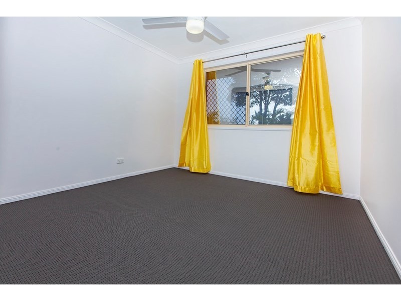 8 Alicia Court, Camira QLD 4300