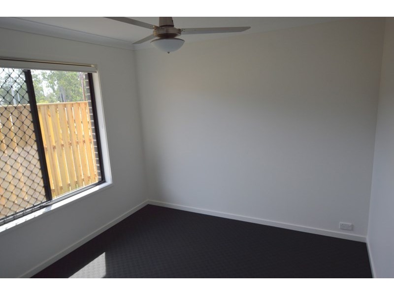89 Benezet Drive, Augustine Heights QLD 4300
