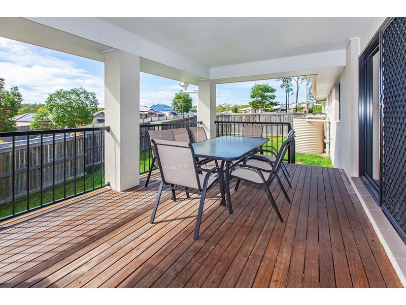 38 Park Edge Drive, Springfield Lakes QLD 4300