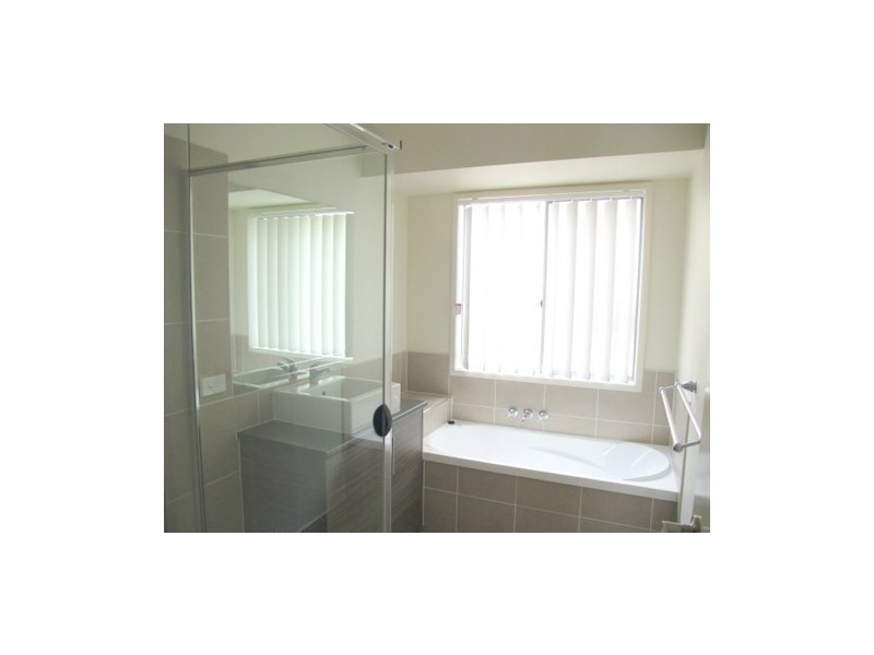 30 Greentrees Terrace, Springfield Lakes QLD 4300