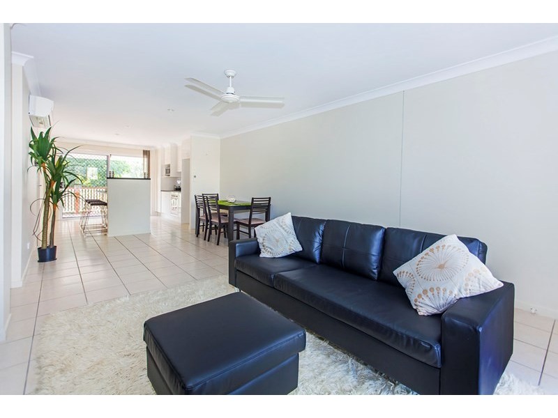 11 Periwinkle Lane, Springfield Lakes QLD 4300