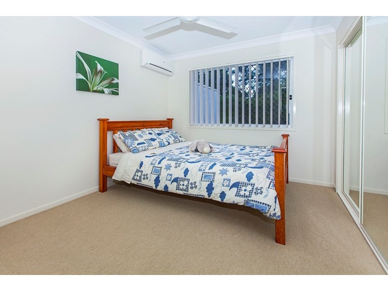 11 Periwinkle Lane, Springfield Lakes QLD 4300