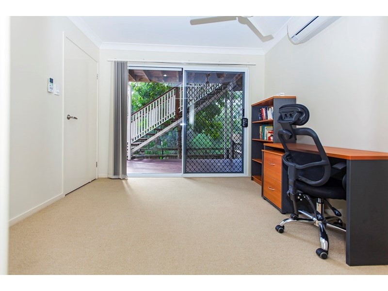 11 Periwinkle Lane, Springfield Lakes QLD 4300