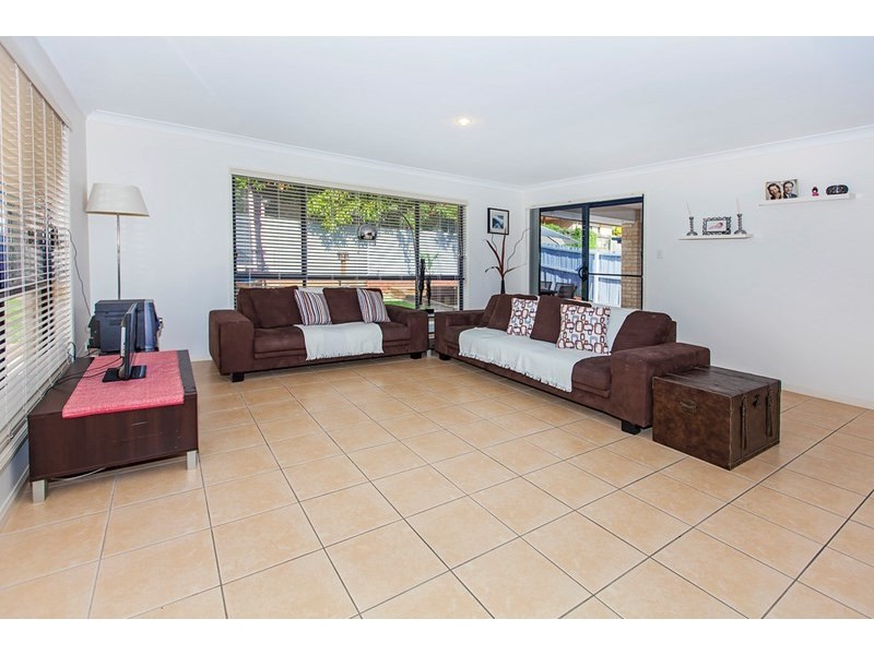 112 James Josey Avenue, Springfield Lakes QLD 4300