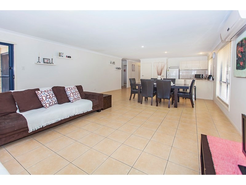 112 James Josey Avenue, Springfield Lakes QLD 4300