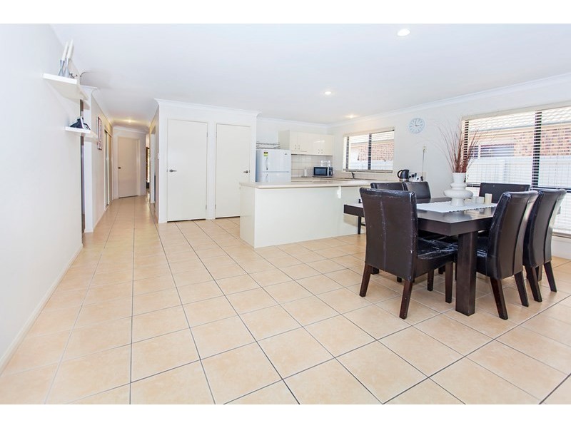 112 James Josey Avenue, Springfield Lakes QLD 4300