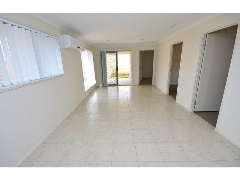 40 Whipbird Street, Bellbird Park QLD 4300