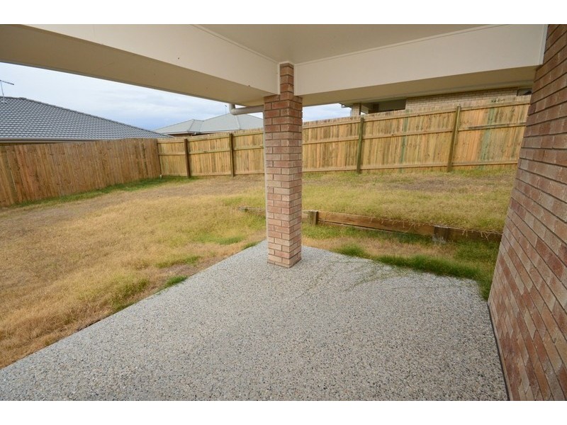 40 Whipbird Street, Bellbird Park QLD 4300