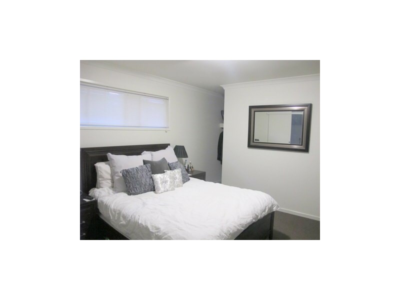 15 Cape Nelson Way, Springfield Lakes QLD 4300