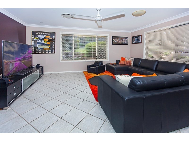 18 Glenhurst Court, Springfield QLD 4300