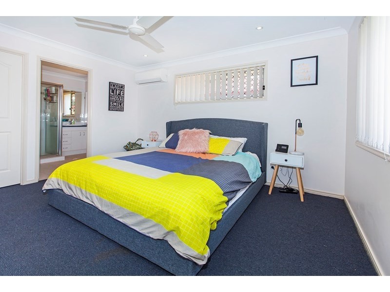 7 Piper Place, Springfield Lakes QLD 4300