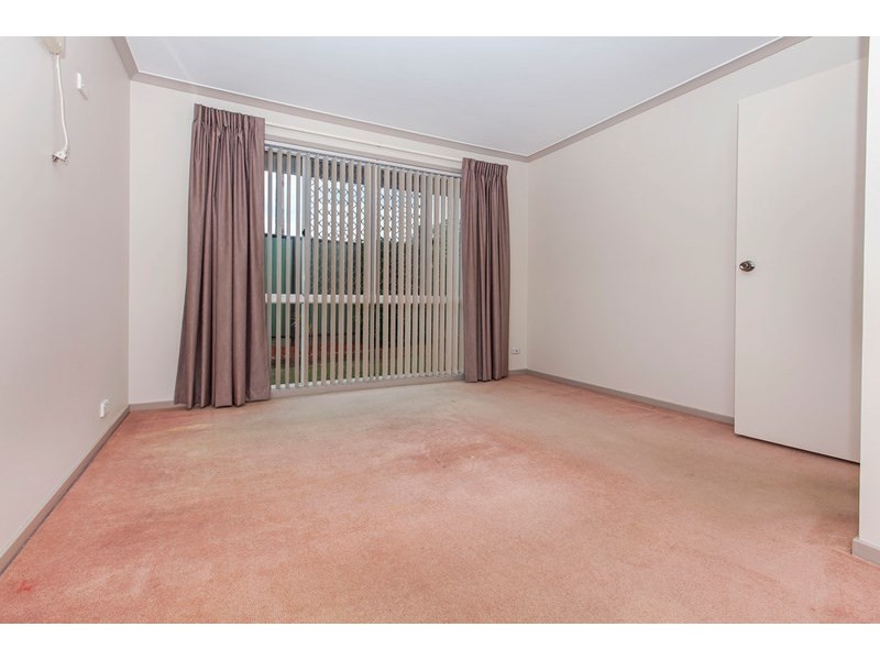 16 Westwood Drive, Hillcrest QLD 4118