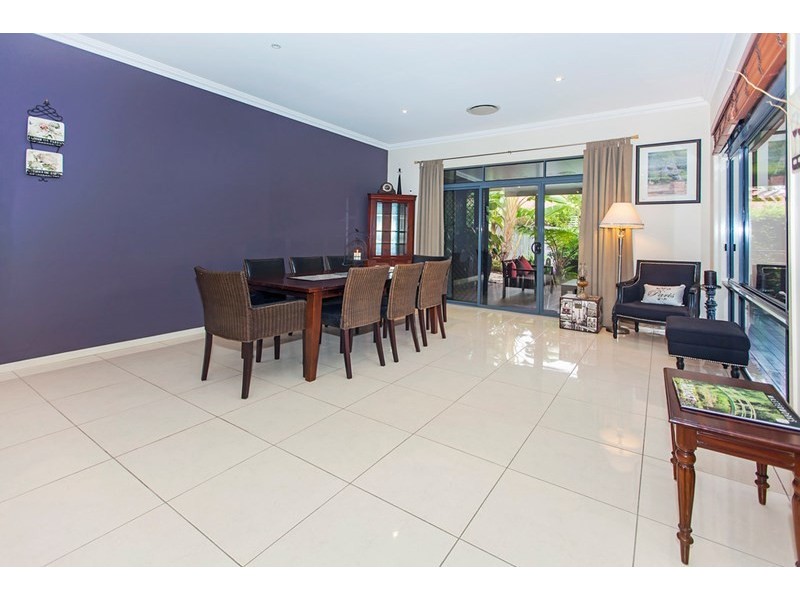 10 Emerson Close, Springfield Lakes QLD 4300