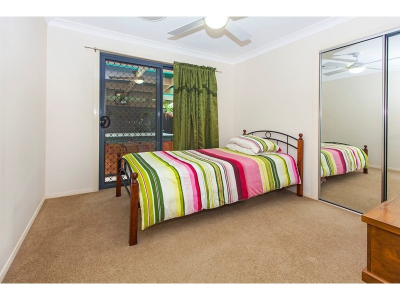 10 Emerson Close, Springfield Lakes QLD 4300