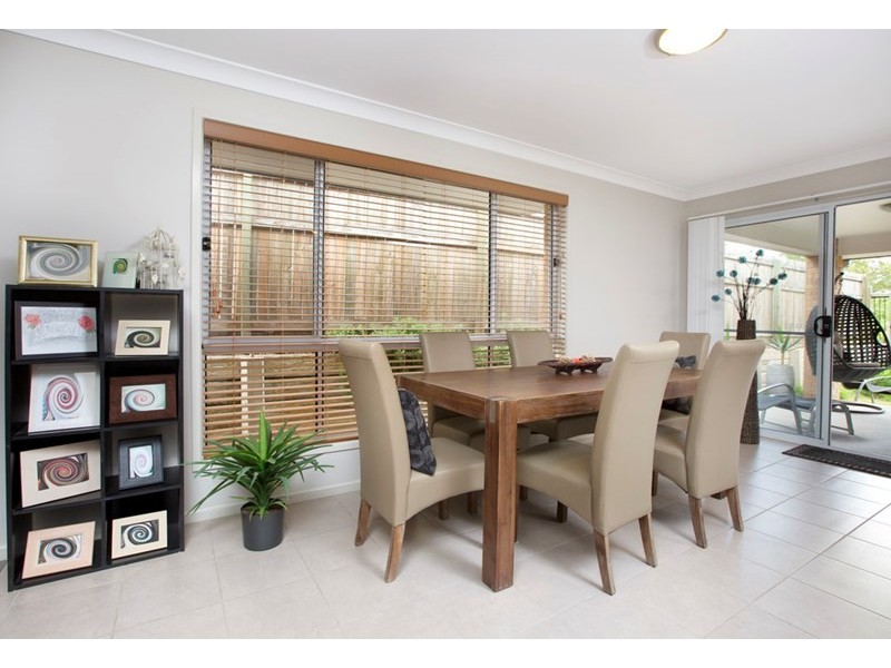 32 Hallvard Crescent, Augustine Heights QLD 4300