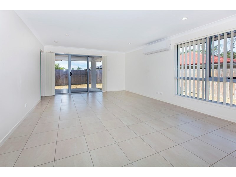 1a Brigid Boulevard, Augustine Heights QLD 4300