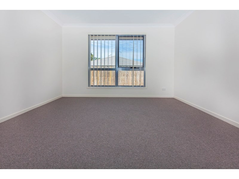 1a Brigid Boulevard, Augustine Heights QLD 4300