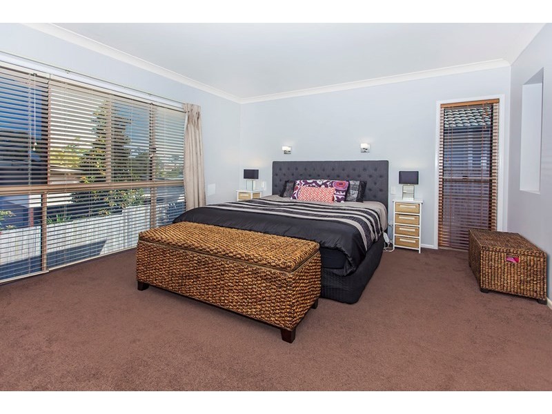 6 Caper Close, Springfield Lakes QLD 4300