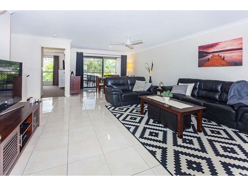 8 Kinglake Avenue, Springfield Lakes QLD 4300