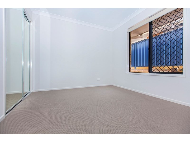 1 Rose Street, Yamanto QLD 4305