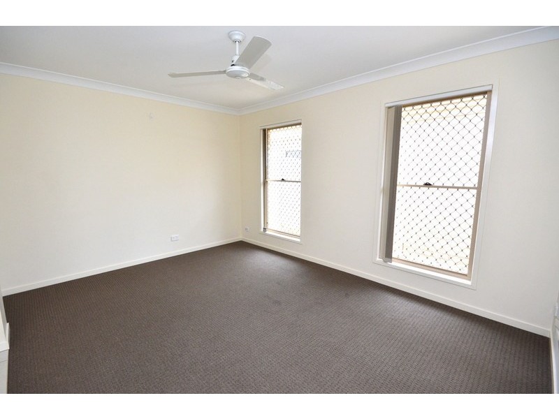 38 Carnarvon Avenue, Springfield Lakes QLD 4300