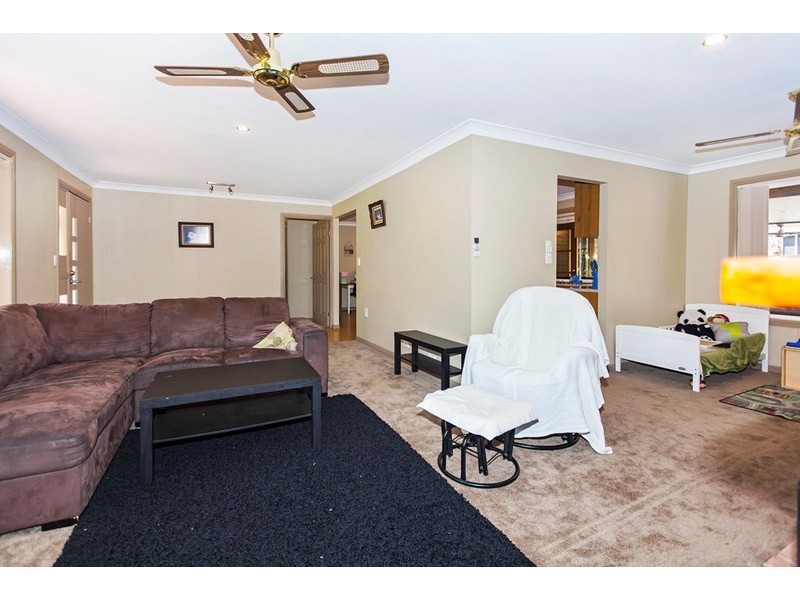 2 Barbara Street, Camira QLD 4300