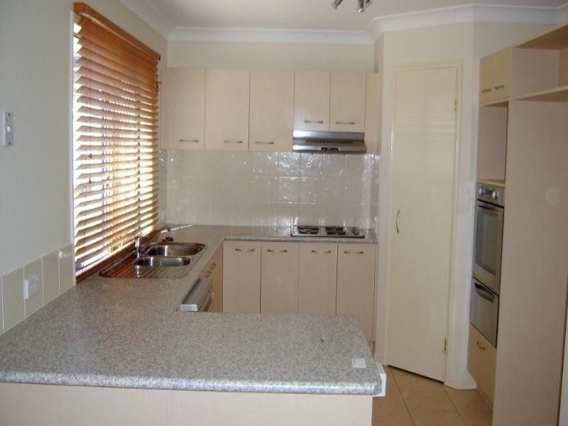 26 Jupiter Street, Springfield Lakes QLD 4300