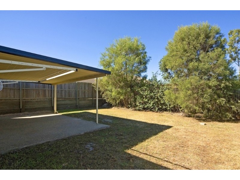 33 Berkshire Crescent, Springfield Lakes QLD 4300