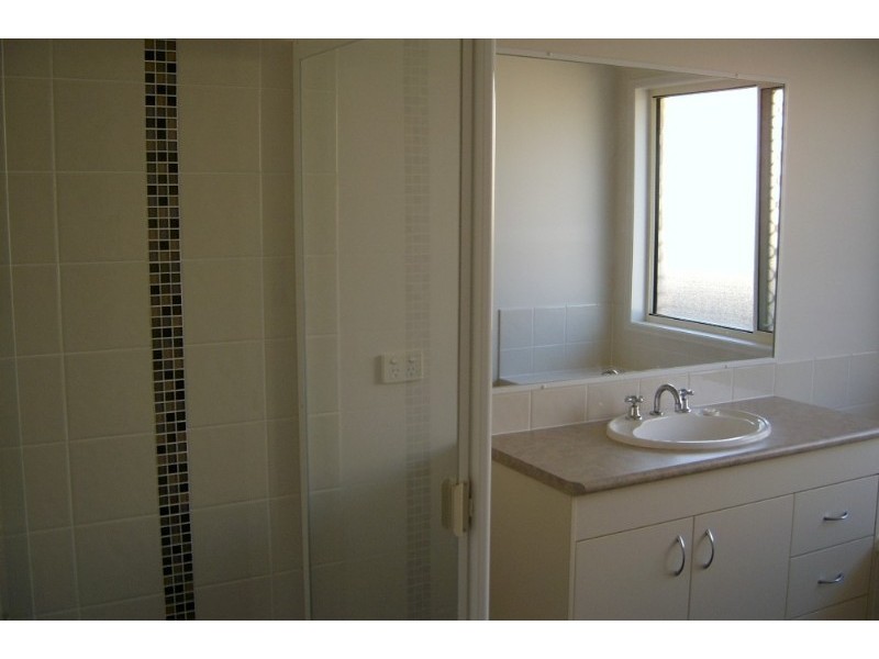 83 Admiral Crescent, Springfield Lakes QLD 4300