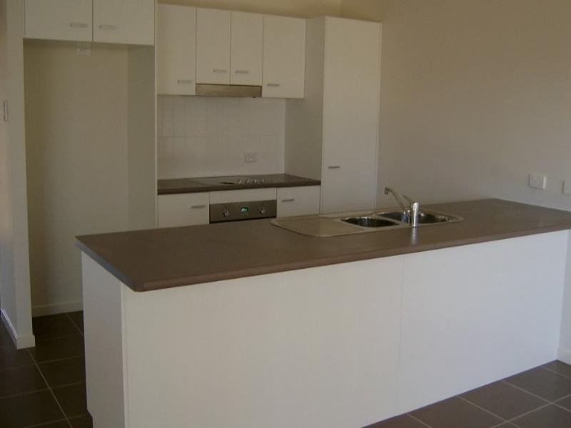 1 Mirage Avenue, Springfield Lakes QLD 4300