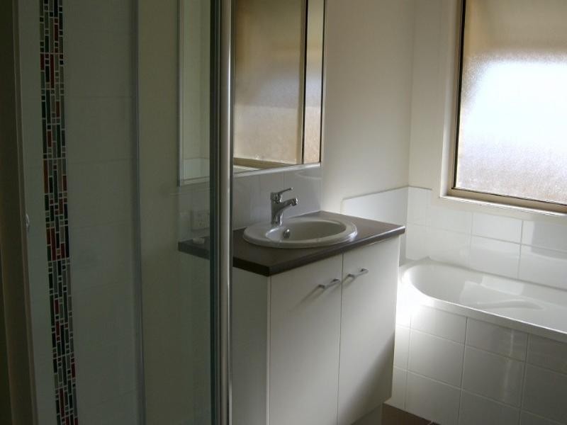 1 Mirage Avenue, Springfield Lakes QLD 4300