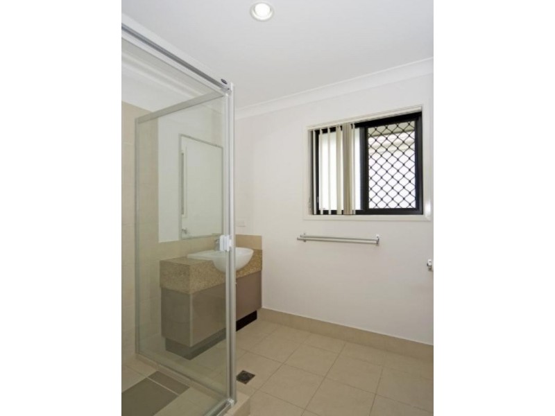 38 Diana Street, Springfield Lakes QLD 4300