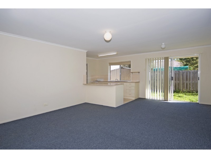 2/3 Broadfoot Drive, Goodna QLD 4300