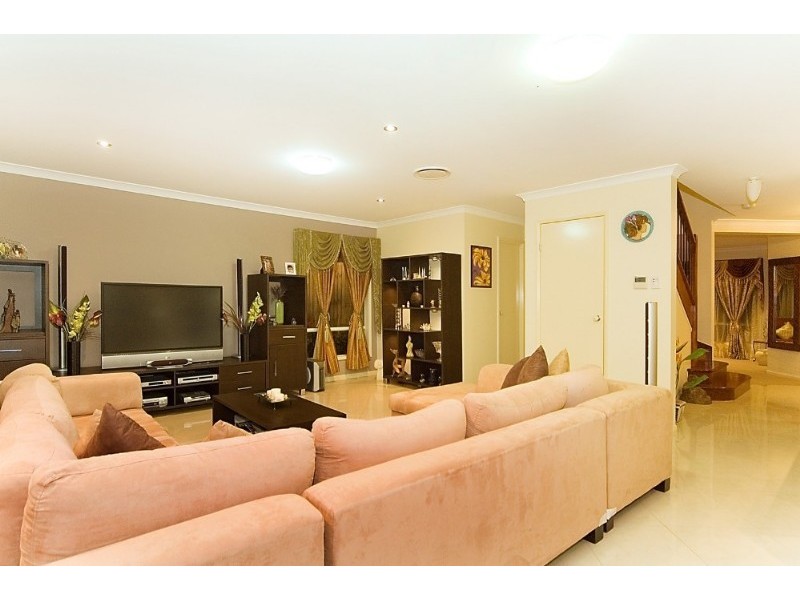 9 Apollo Place, Springfield Lakes QLD 4300