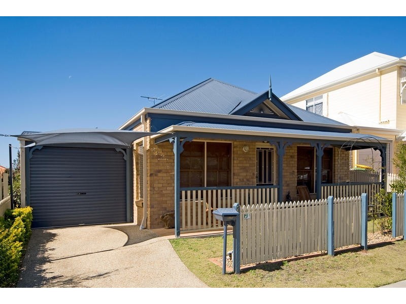 2 Chateau Street, Springfield Lakes QLD 4300