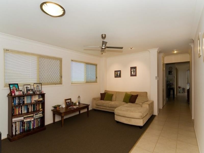 61 Highlands Terrace, Springfield Lakes QLD 4300