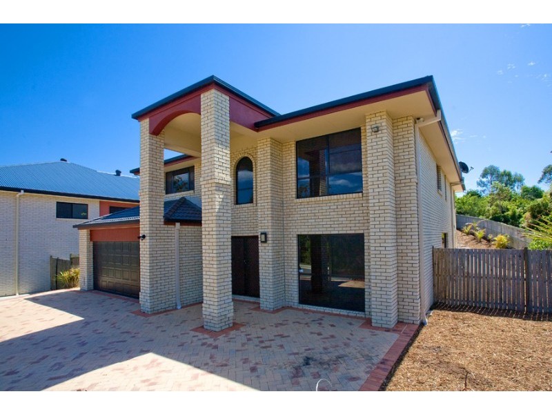 1 Clarence Avenue, Springfield QLD 4300