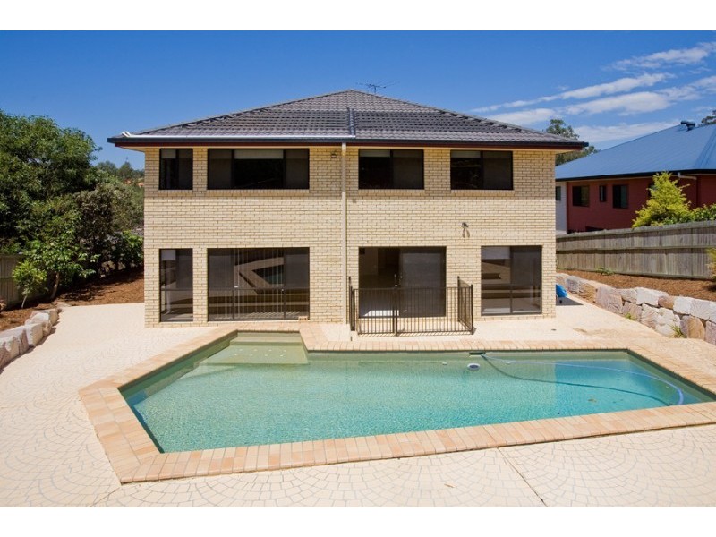 1 Clarence Avenue, Springfield QLD 4300