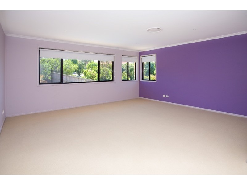 1 Clarence Avenue, Springfield QLD 4300