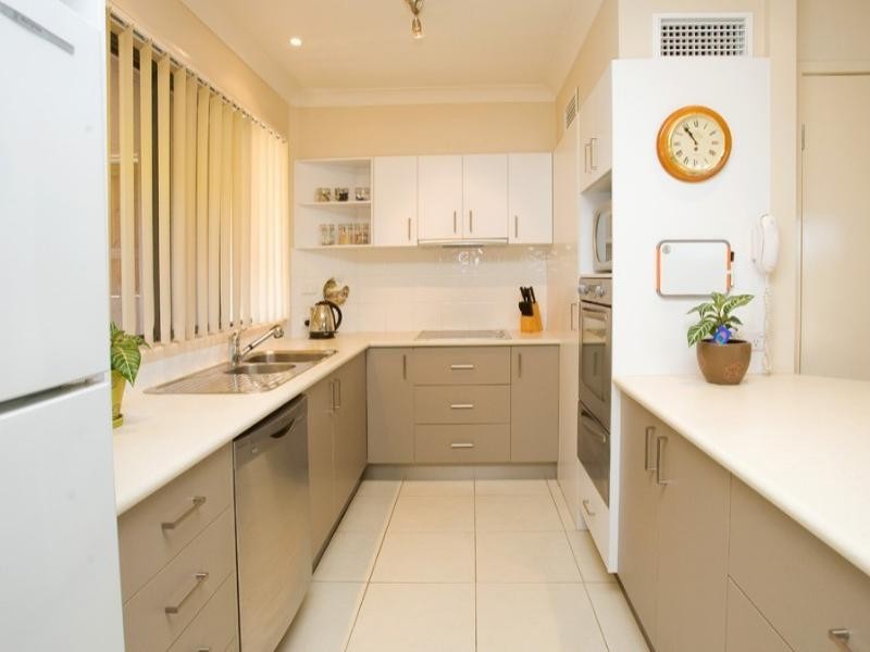 14 Treetops Avenue, Springfield Lakes QLD 4300