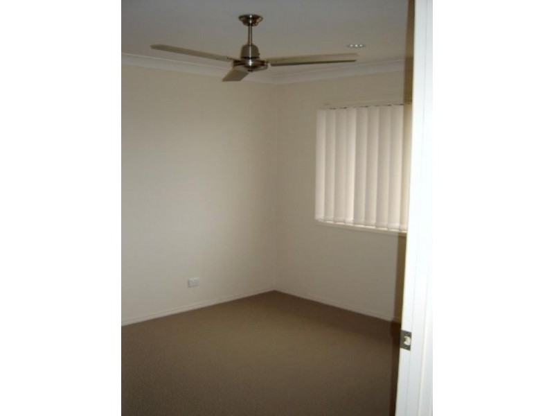 11 Heathwood Place, Collingwood Park QLD 4301