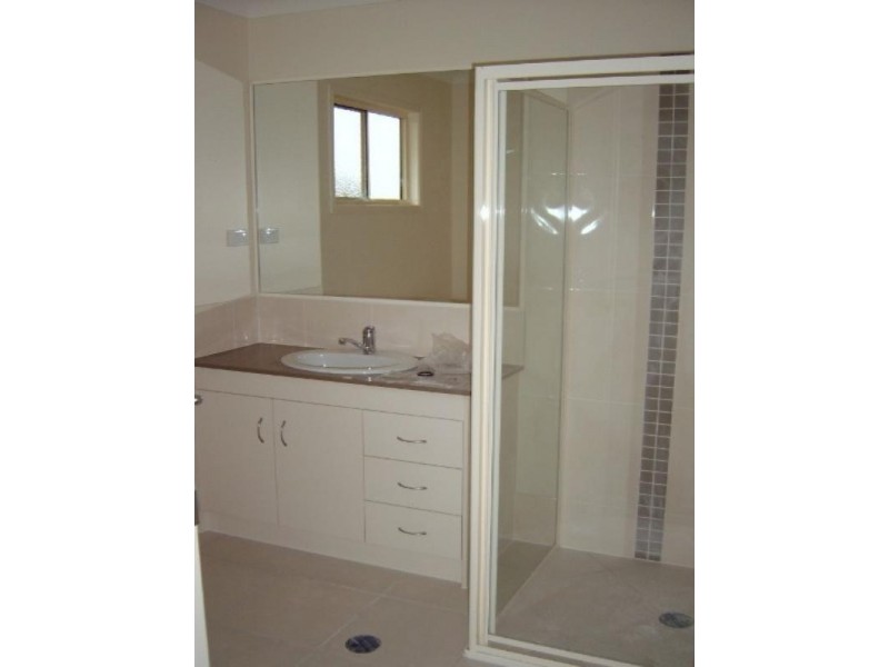 11 Heathwood Place, Collingwood Park QLD 4301